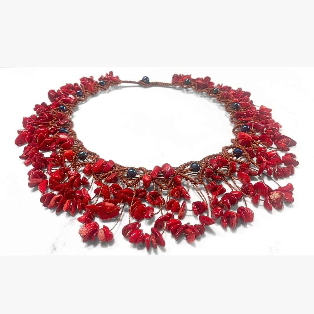 Red Shells & Cultured Black Tongan Pearls Woven Necklace & Earrings