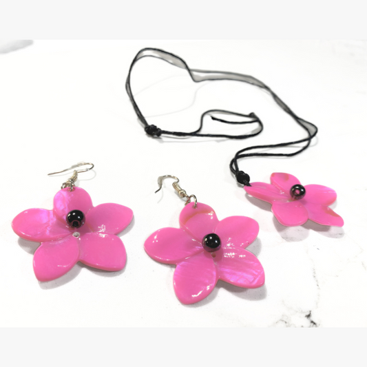 Bright Pink Shell & Black Bead Necklace & Earrings