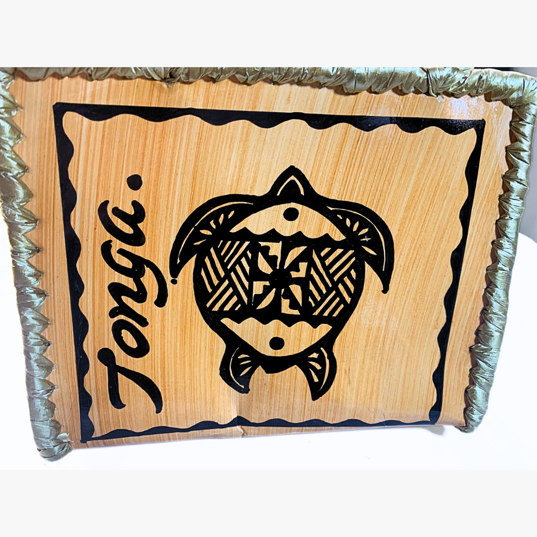 Handcrafted Tapa Handbag (Painted Turtle)