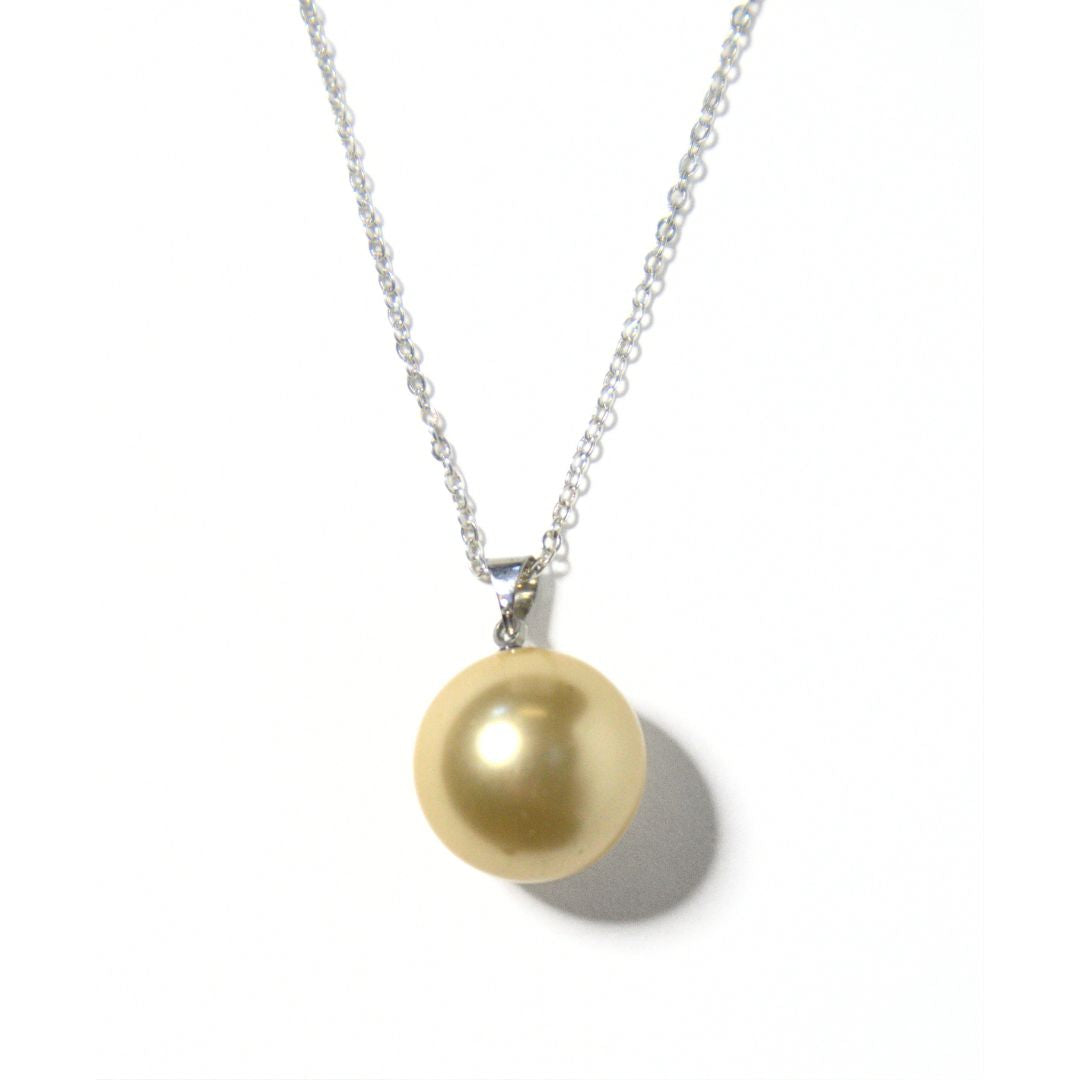 Single Cultured Golden Pearl Necklace (Tonga)