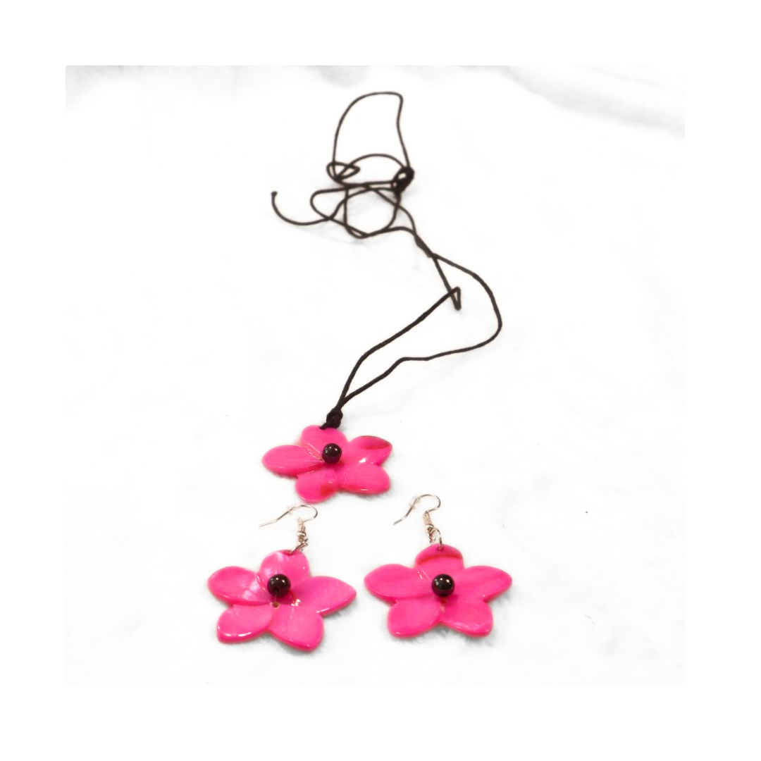 Bright Pink Shell & Cultured Black Pearl Necklace & Earrings