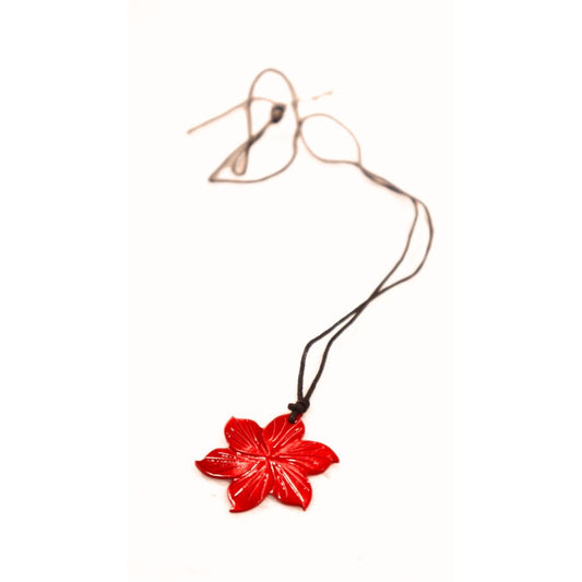 Floral Hand-carved Tongan Shell Necklace