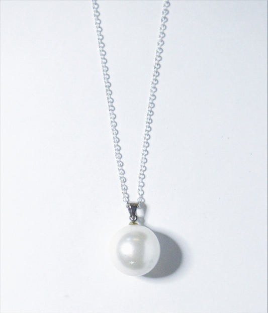 Single White Cultured Pearl Necklace (Tonga)