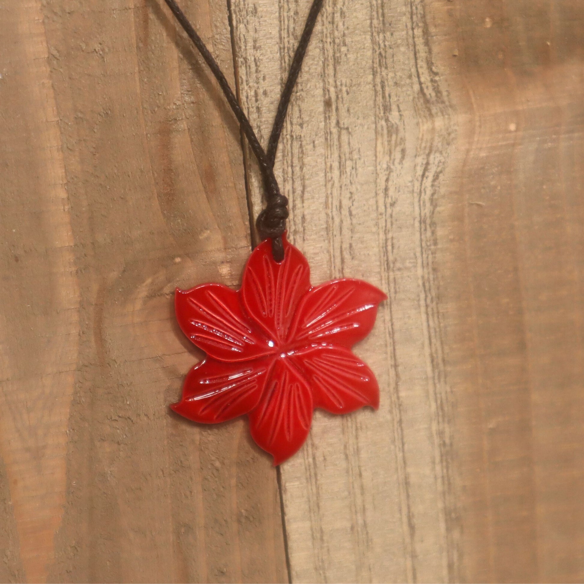 Floral Hand-carved Tongan Shell Necklace – Koloa Moana Handmade Island ...