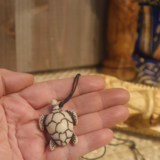 Turtle Pendant (Kahoa Bone)