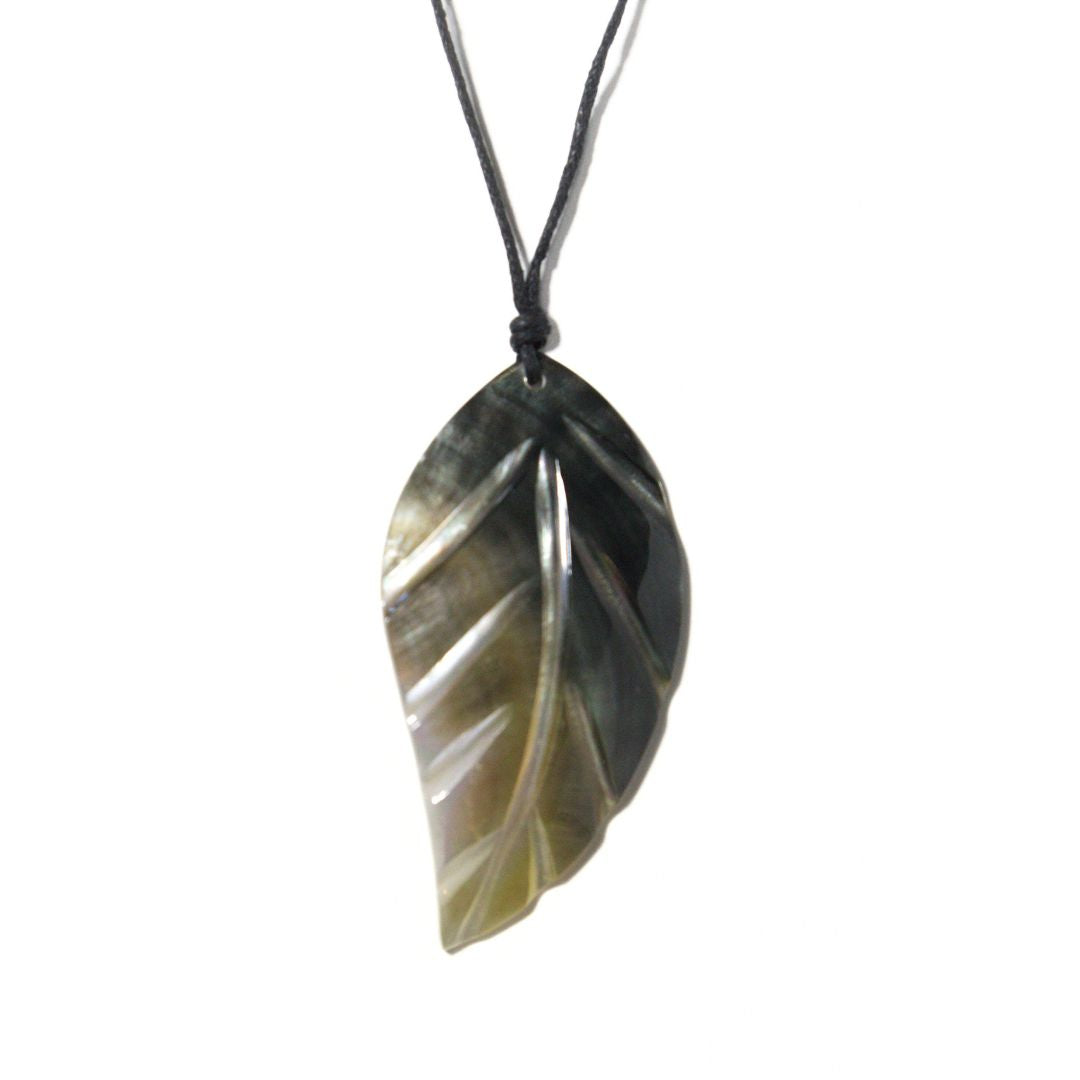 Leaf Shaped Shell Necklace